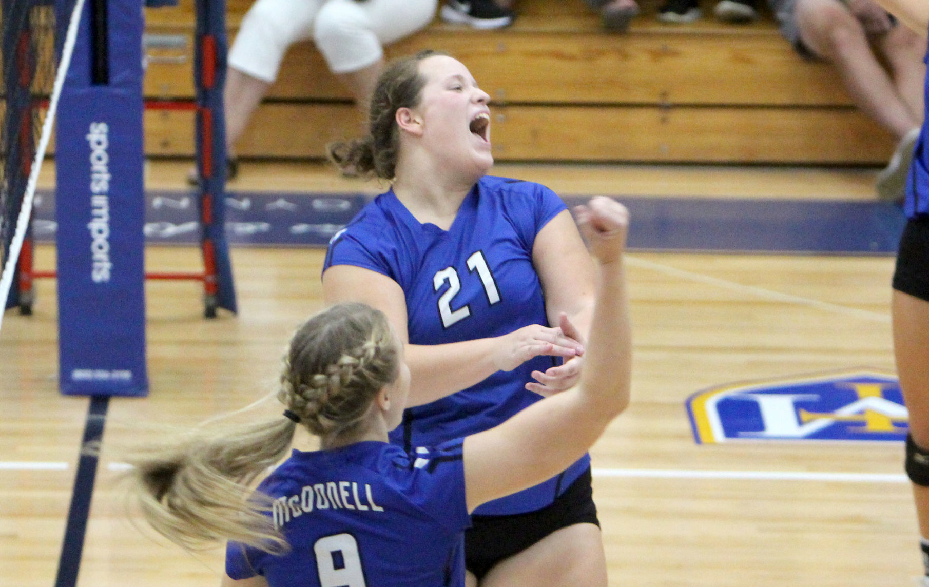 Eau Claire Regis at McDonell volleyball 9-12-19